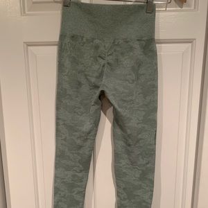 COPY - OG Gymshark Seamless green camo leggings